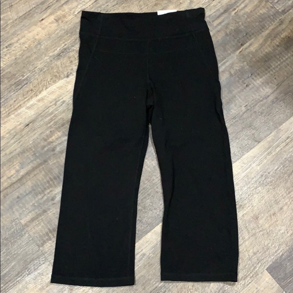 NWT Calvin Klein High Waist Capri